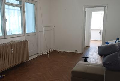 Apartament cu 2 camere semidecomandat în Valea Rosie - 2