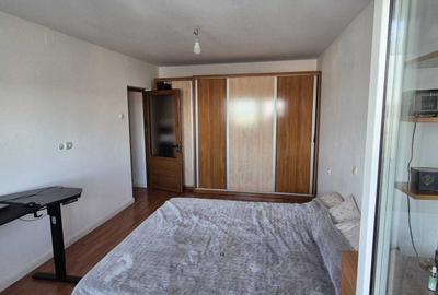 Apartament cu 4 camere decomandat în Zimbru - 1