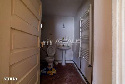 Casă cu 2 camere cu Teren 1093 Mp în Vladimirescu - 11