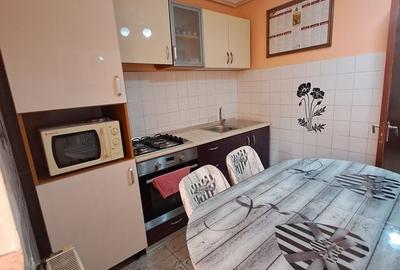 Apartament cu 3 camere decomandat în Central - 3
