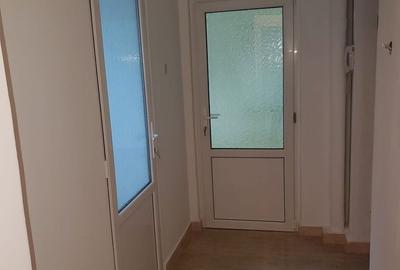 Spațiu comercial, de 93 mp, în Obor - 3