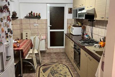 Apartament cu 3 camere decomandat în Central - 4