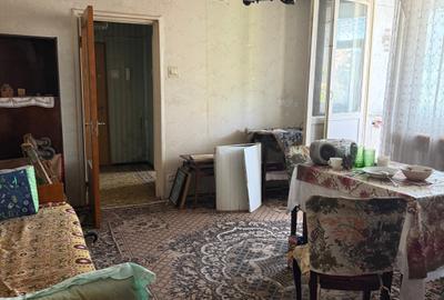 Apartament cu 3 camere semidecomandat în Drumul Taberei - 4
