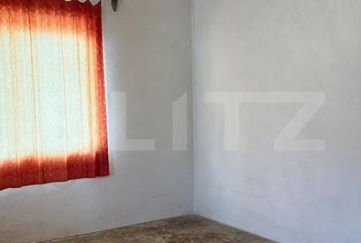 Casă cu 3 camere cu Teren 798 Mp în Crăciunești - 4