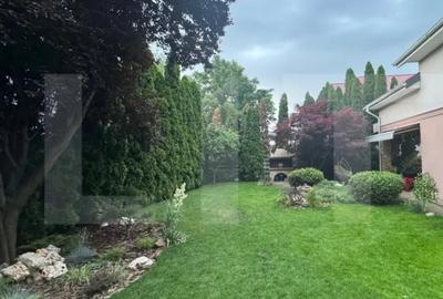 Casă cu 4 camere cu Teren 521 Mp în Central - 1