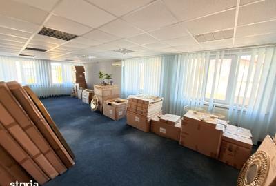 Spațiu comercial, de 300 mp, în Central - 1