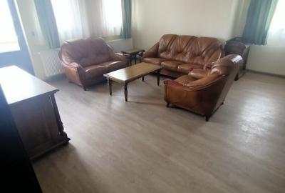 Apartament cu 2 camere decomandat, mobilat în Moșnița Nouă