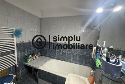 Apartament cu 4 camere decomandat în 1 Mai