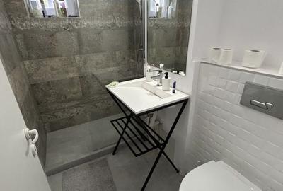 Apartament cu 3 camere decomandat în Central - 2
