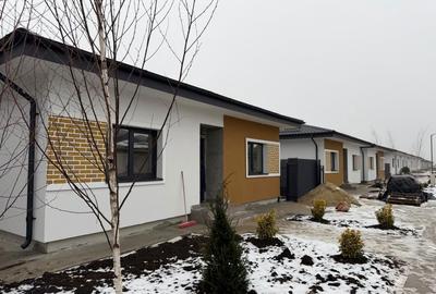 Casă cu 4 camere cu Teren 393 Mp în Tunari - 3