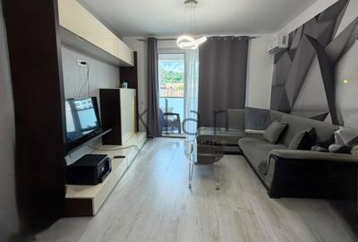 Apartament cu 2 camere semidecomandat, mobilat în Central