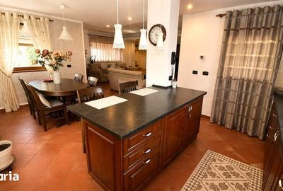 Casă cu 9 camere cu Teren 600 Mp în Sânmartin - 7