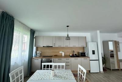 Apartament cu 2 camere decomandat în Tractorul - 11