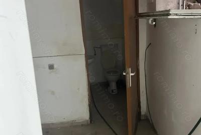 Spațiu comercial, de 120 mp, în P-ța Maria - 1
