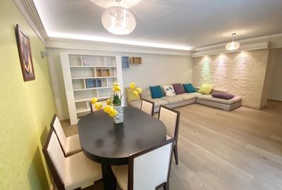 Apartament cu 3 camere decomandat, mobilat în Polonă - 1