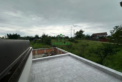 Casă individuală cu 8 camere cu Teren 2000 Mp în Români - 17