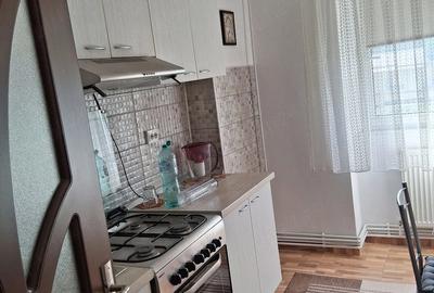 Apartament cu 2 camere decomandat în Dacia