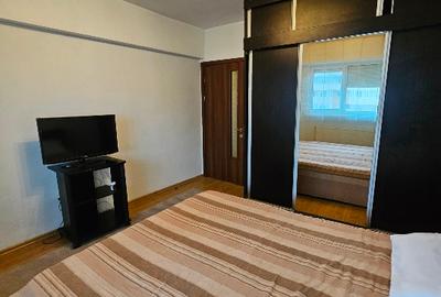 Apartament cu 2 camere decomandat în - 10