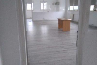 Spațiu comercial, de 1,000 mp, în Roșu - 2