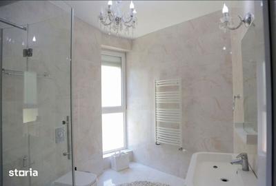 Casă cu 4 camere cu Teren 250 Mp în Central - 6
