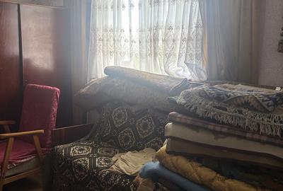Casă cu 4 camere cu Teren 2600 Mp în Pârteștii de Jos