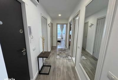 Apartament cu 3 camere decomandat în Tineretului