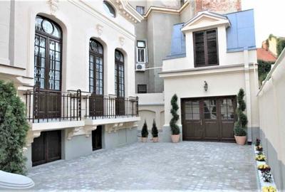 Casă cu 12 camere cu Teren 320 Mp în Dorobanți