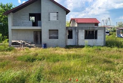 Casă cu 5 camere cu Teren 770 Mp în Agigea - 4