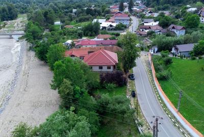 Casă cu 5 camere cu Canalizare în Bezdead - 4