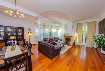 Casă individuală cu 5 camere cu Teren 600 Mp în Central - 1