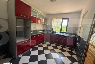 Casă cu 4 camere în Central - 8