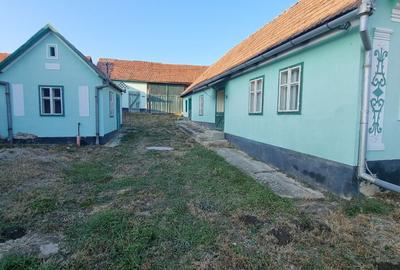 Casă cu 3 camere în Central