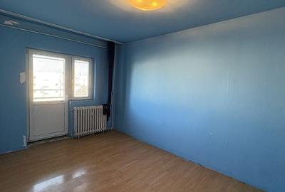 Apartament cu 3 camere decomandat în Confecții - 6