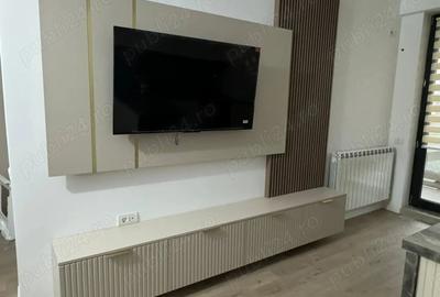 Apartament cu 2 camere decomandat, mobilat în Universitate