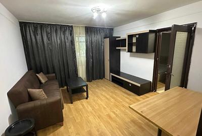 Apartament cu 2 camere semidecomandat în Progresul