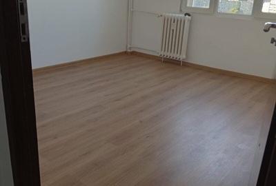 Apartament cu 2 camere semidecomandat în Fundeni