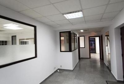 Spațiu comercial, de 180 mp, în 1 Mai - 3