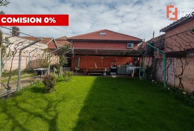 Casă individuală cu 3 camere cu Canalizare în Mehala