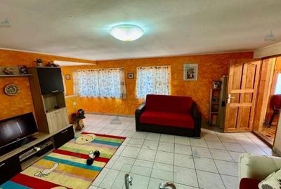 Casă individuală cu 5 camere cu Canalizare în Frătești - 1