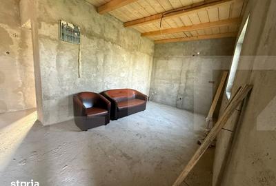 Casă cu 3 camere cu Teren 1200 Mp în Curtești - 2