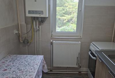 Apartament cu 2 camere nedecomandat în 9 Mai - 7