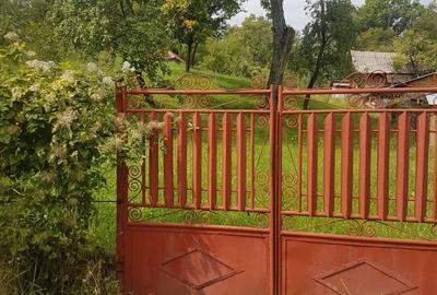 Teren de 2300 mp, în Runcu - 2