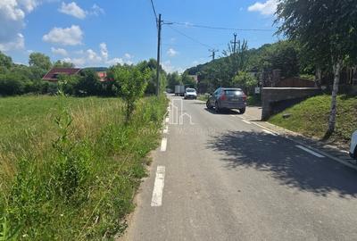 Teren Construcții intravilan de 1423 mp, în Corunca - 2