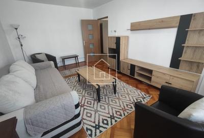 Apartament cu 3 camere decomandat, mobilat în Ștrand