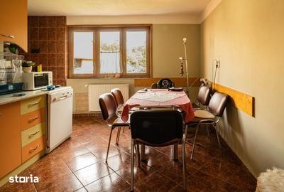 Casă cu Teren 556 Mp în Cernatu - 10