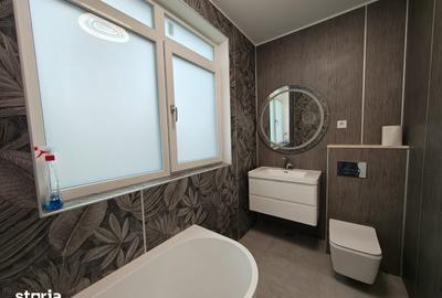 Casă cu 5 camere cu Teren 304 Mp în Berceni