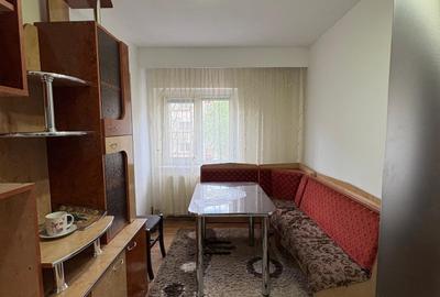 Apartament cu 2 camere, mobilat în Nord-Est