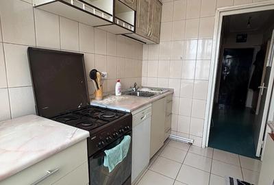 Apartament cu 2 camere decomandat în Alexandru cel Bun