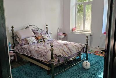Apartament cu 3 camere decomandat în Central - 2