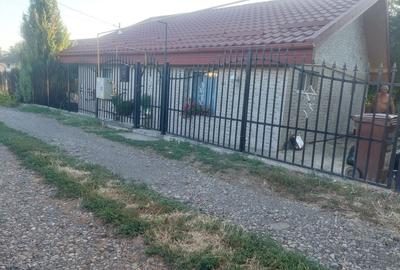 Casă în Dancu